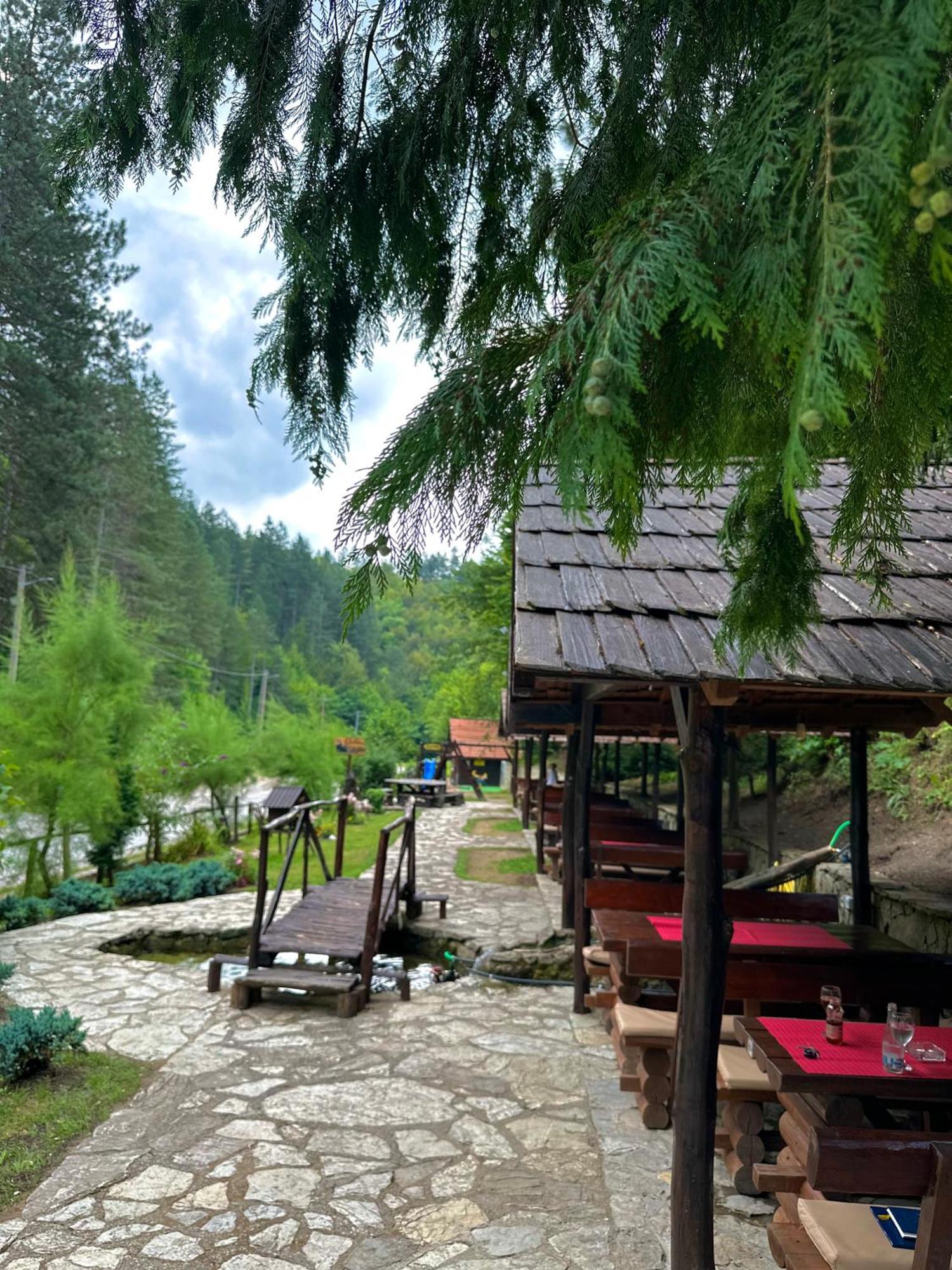 Motel Stovrela Cazin Exteriér fotografie