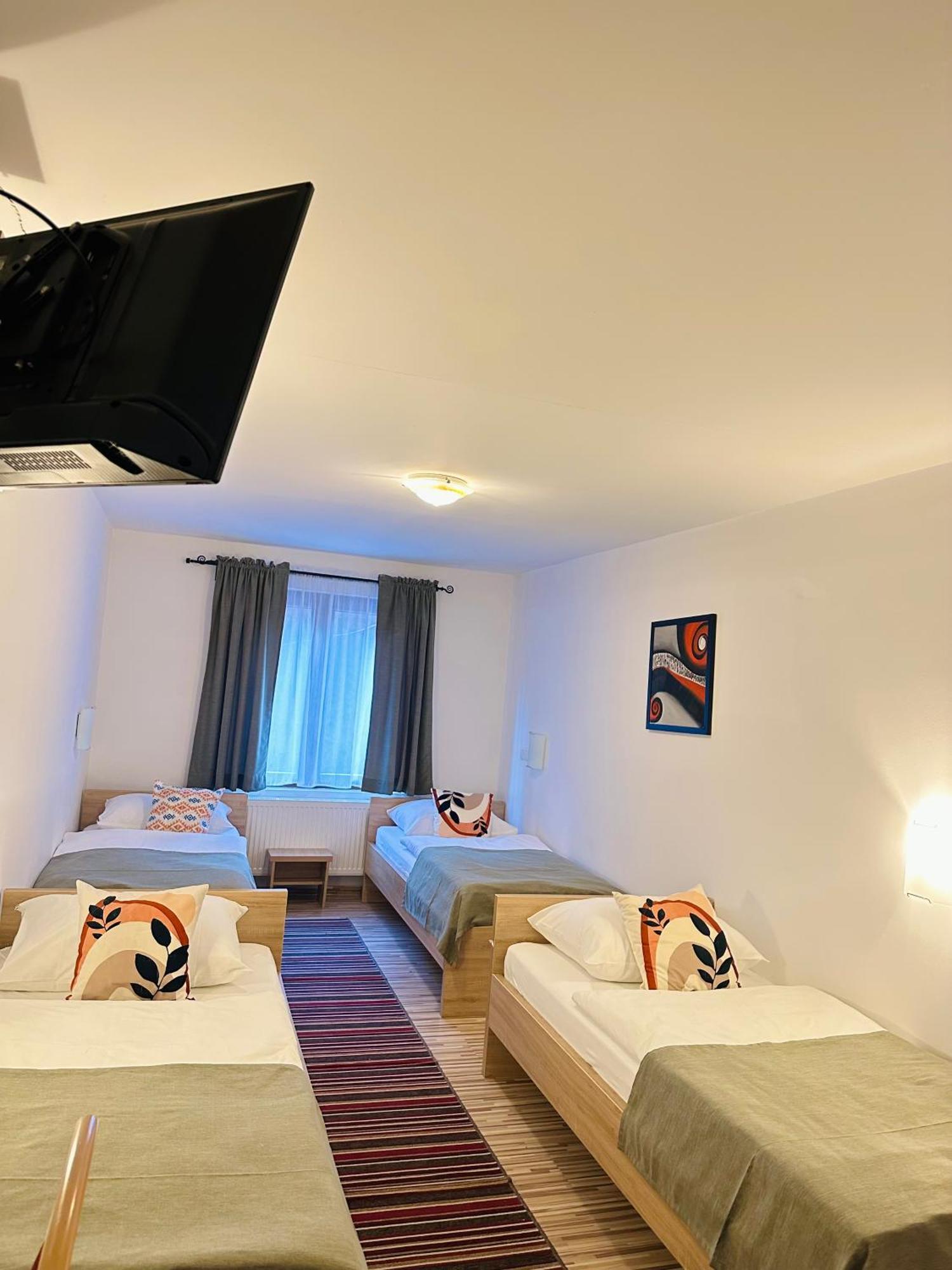 Motel Stovrela Cazin Exteriér fotografie